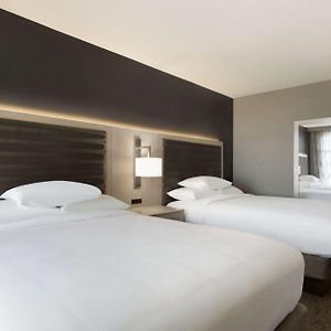 Two room Queen or Queen Suite Disability accessible